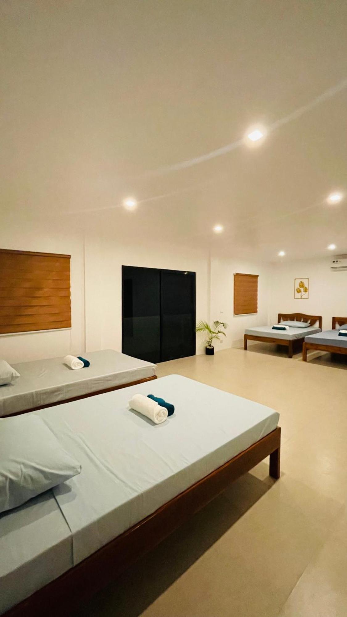Kasamigos Guesthouse With Fast Internet Puerto Princesa Exterior photo